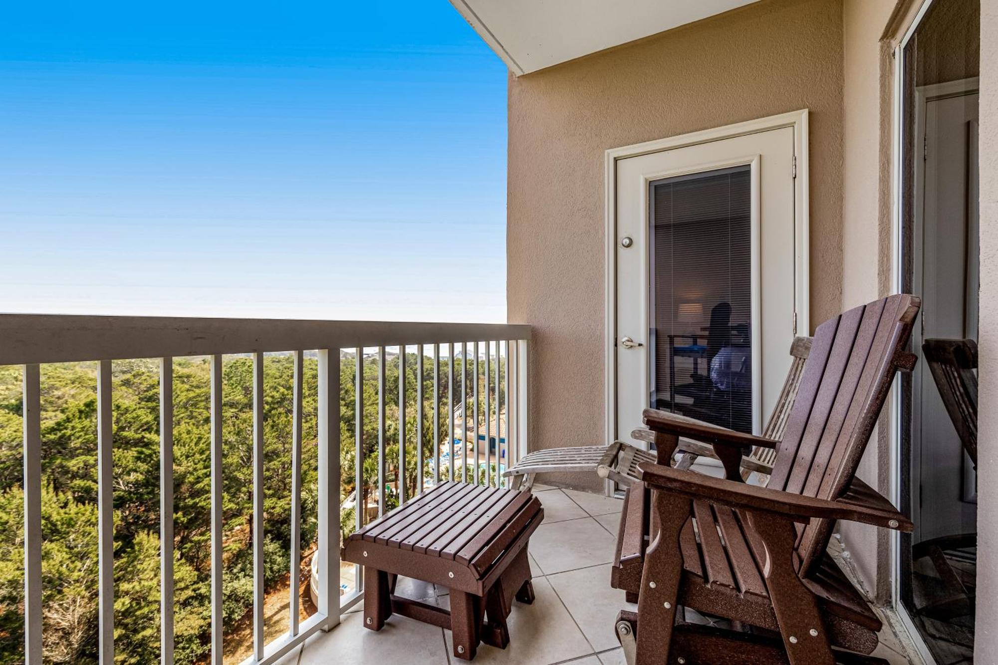 Tops'L Summit VI Destin Room photo
